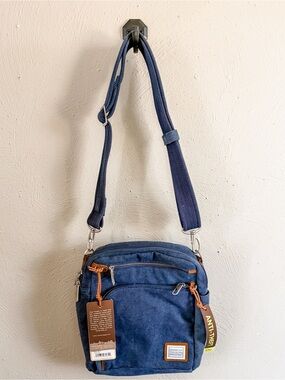 NWT Travelon Heritage Tour Shoulder Bag